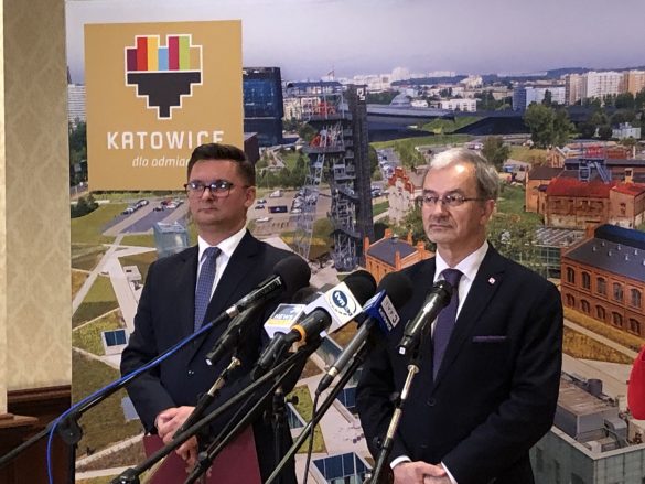 Prezydent Marcin Krupa oraz Minister Inwestycji i Rozwoju Jerzy Kwieciński podczas konferencji prasowej