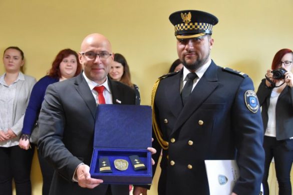Prezydent wraz z nowym komendantem Straży Miejskiej
