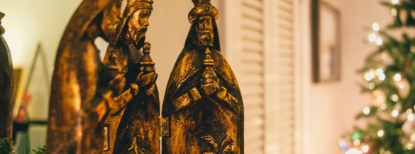 Brązowe figurki Trzech Króli
