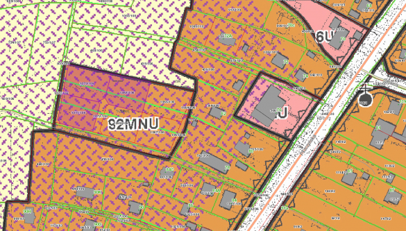 Mapa z zaznaczonymi działkami w Wyrach