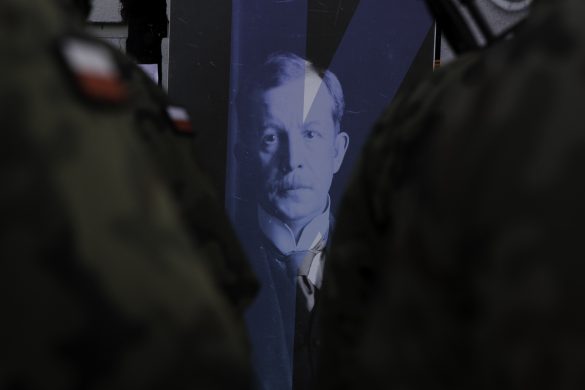 Iluminacja z wizerunkiem Wojciecha Korfantego