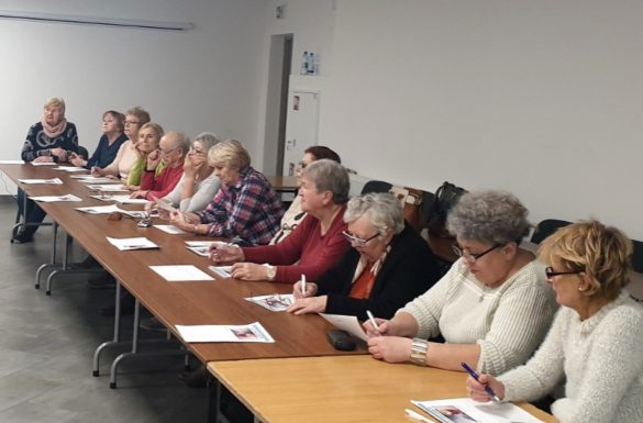 Seniorzy na spotkaniu w Bobrownikach