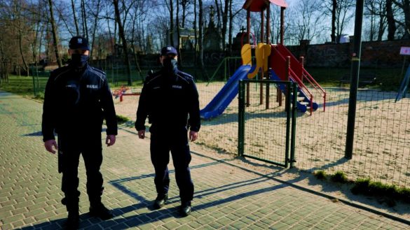 Para policjantów