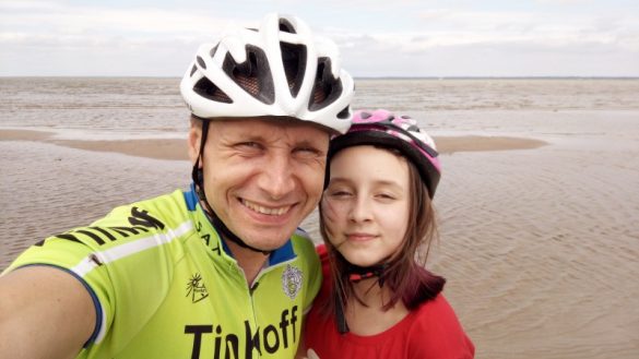 Tata z 12-letnią córką- siemianowiccy miłośnicy rowerowych eskapad