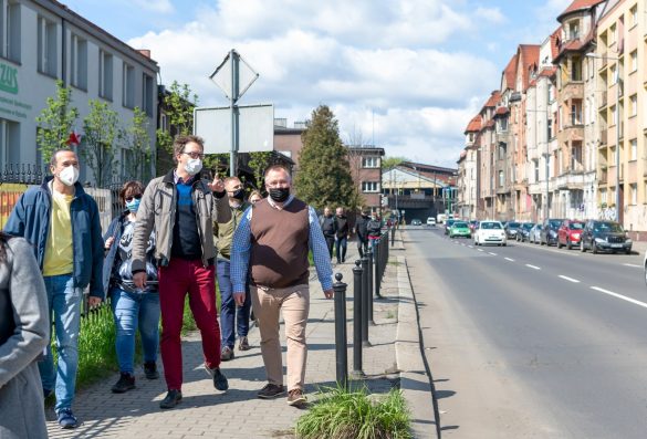 Spacer badawczy ulicą Miarki
