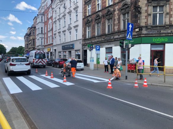 Malowanie przejścia dla pieszych