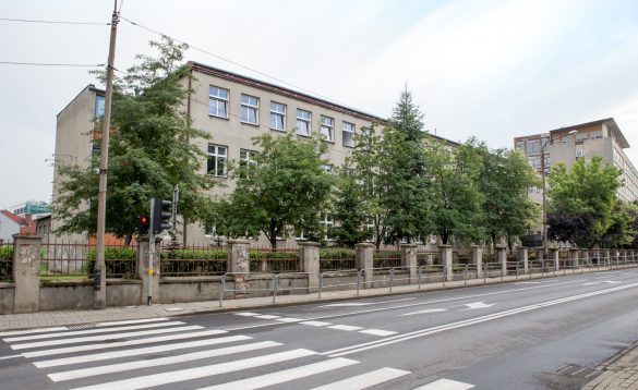 Budynek szkoły podstawowej