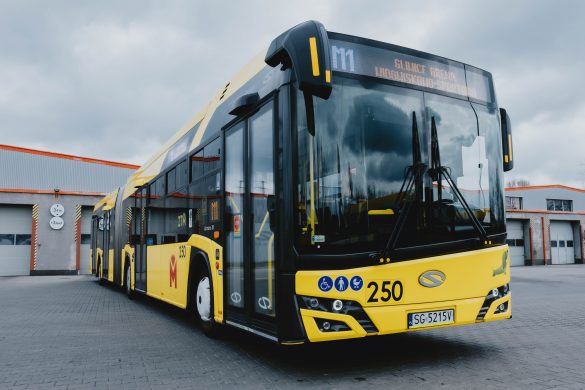 Autobus o oznaczeniu M1